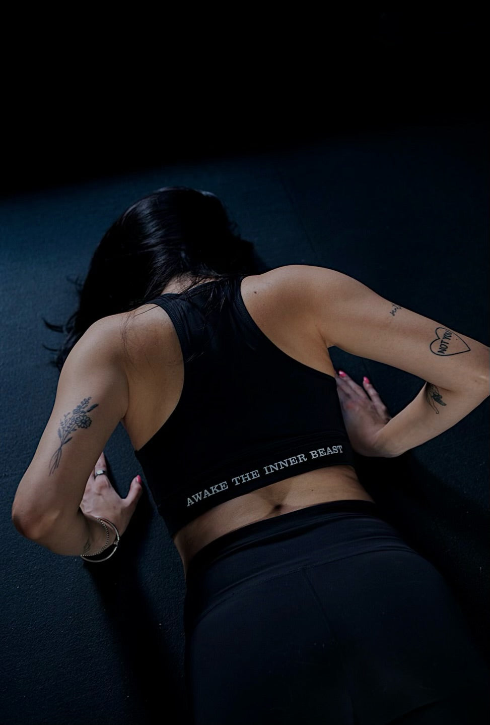 Black sports bra back