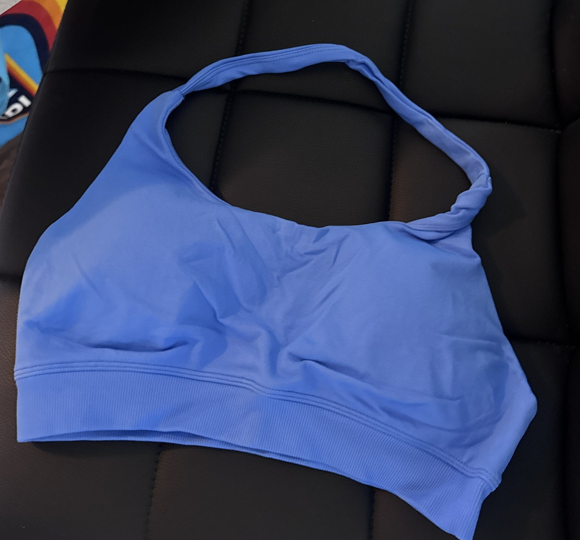 Seamless sports bra blue front